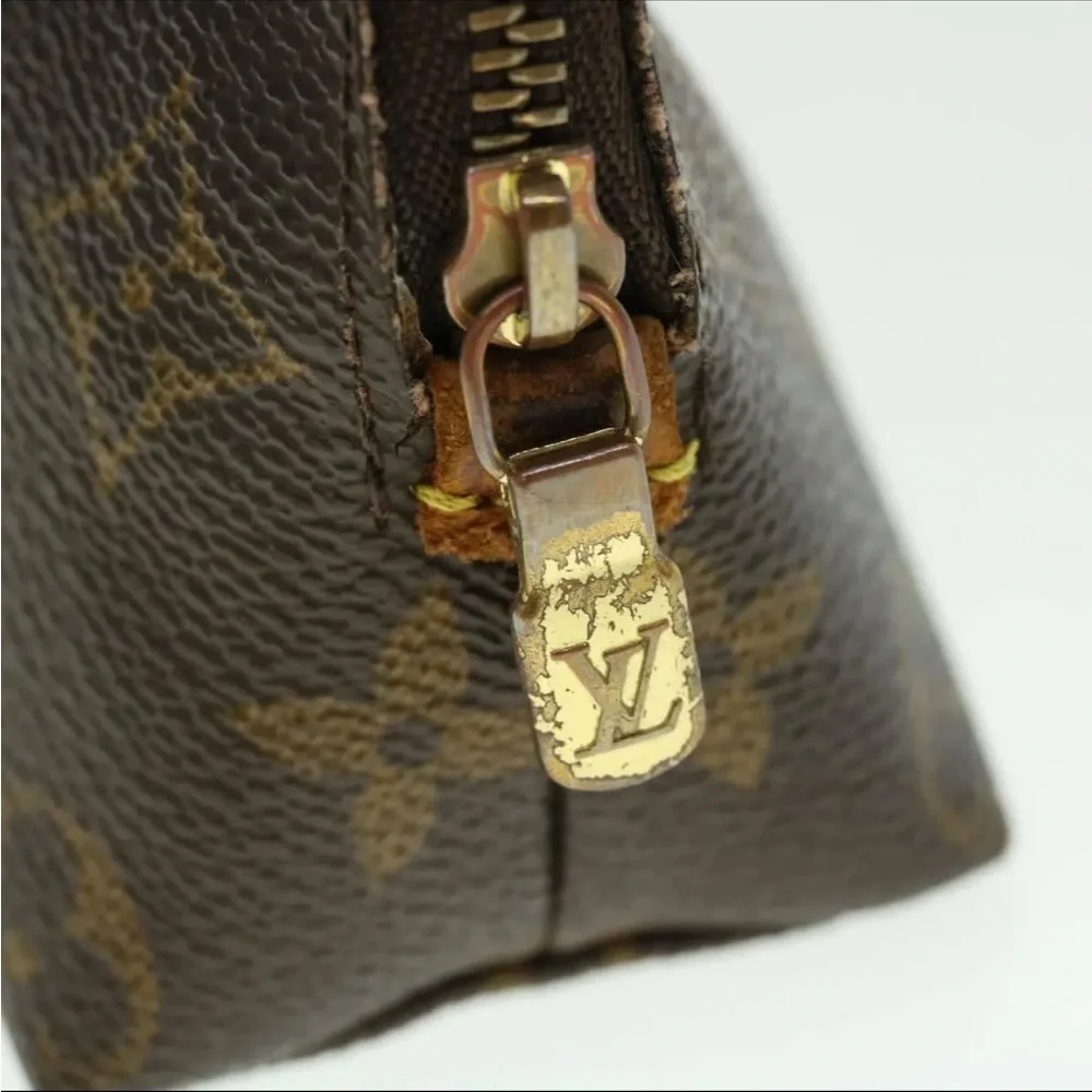 LOUIS VUITTON Monogram Pochette Cosmetic PM Cosmetic Pouch M47515 LV Auth 50453